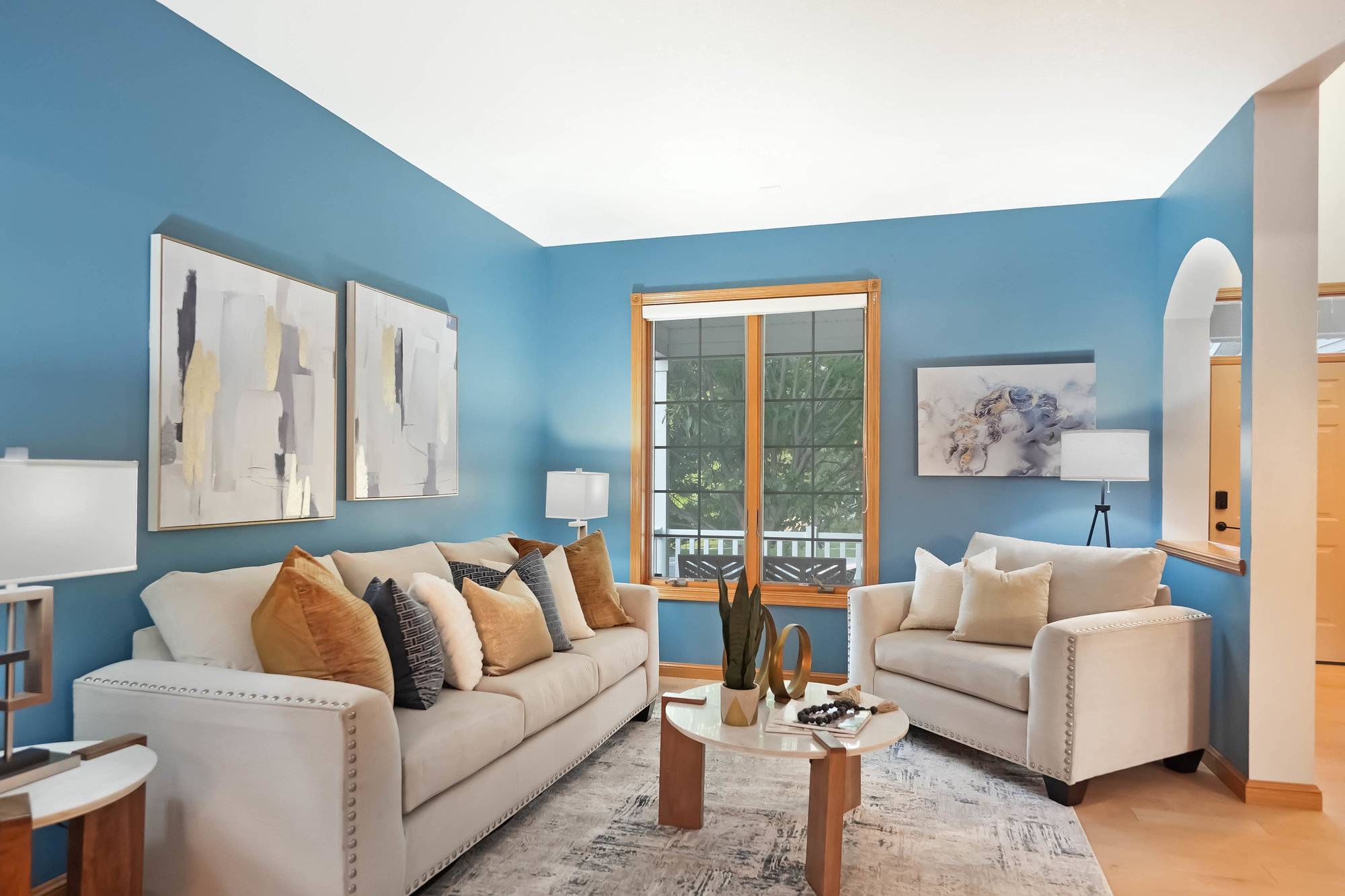 Looking for the perfect home for entertaining? 4129 Tiffany Lane is THE home for you!